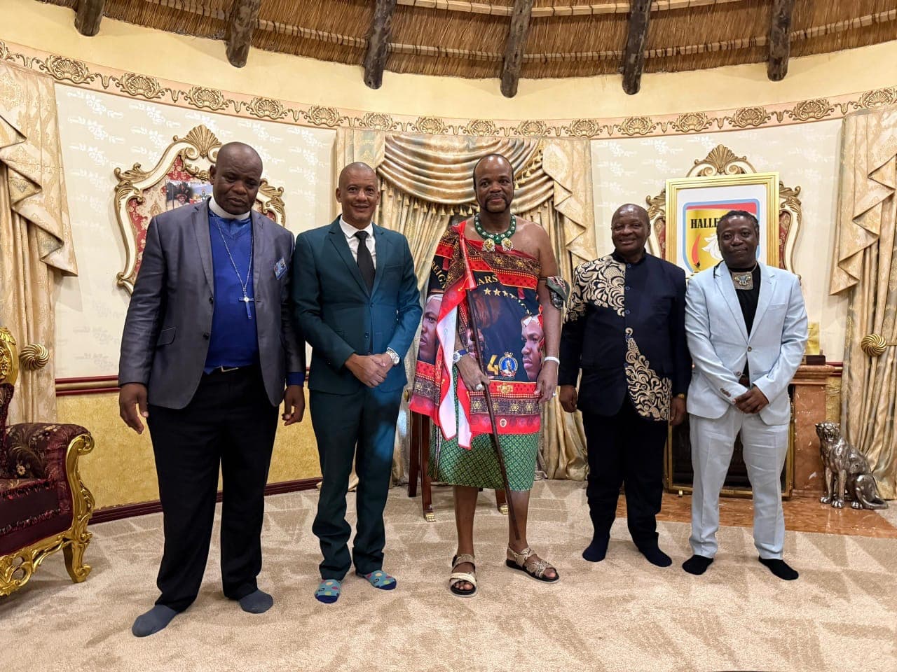 King Mswati III with various dignitaries
